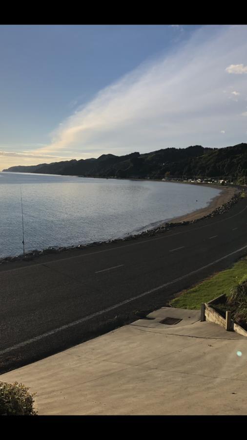 Te Mata Bay Seaviews Bed & Breakfast Tapu Exterior photo